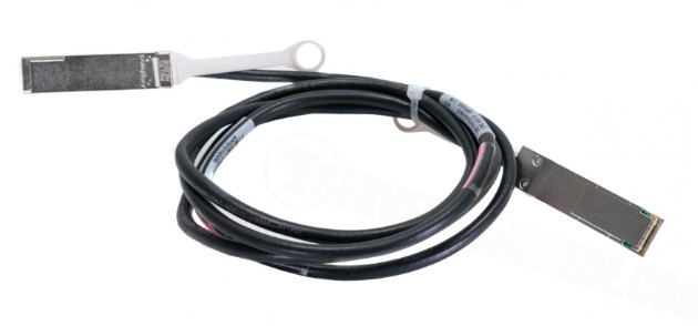 สาย Mini-SAS QSFP+ และ SFP+ Twinax ของอุปกรณ์ EMC