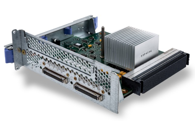 แผงวงจรและการ์ดเร่งความเร็วของเซิร์ฟเวอร์ Lenovo และ IBM